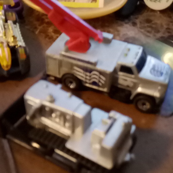 Cars lots - Picture 2 of 3